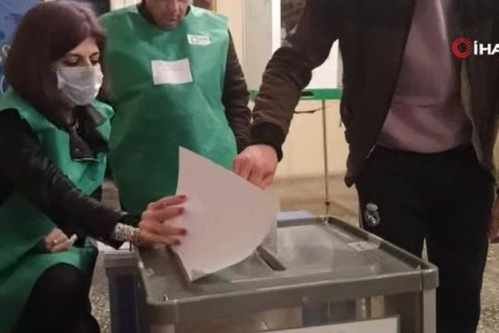 Gürcistan'da yerel seçimlerin 2. turunda oy sayımı sürüyor