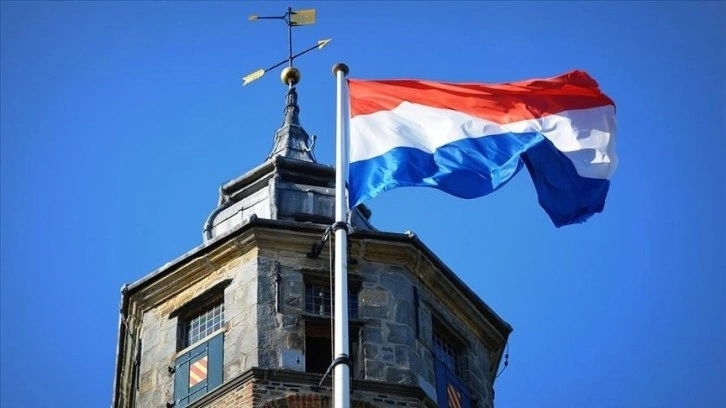 Hollanda'da 299 gün sonra hükümet resmen kuruldu