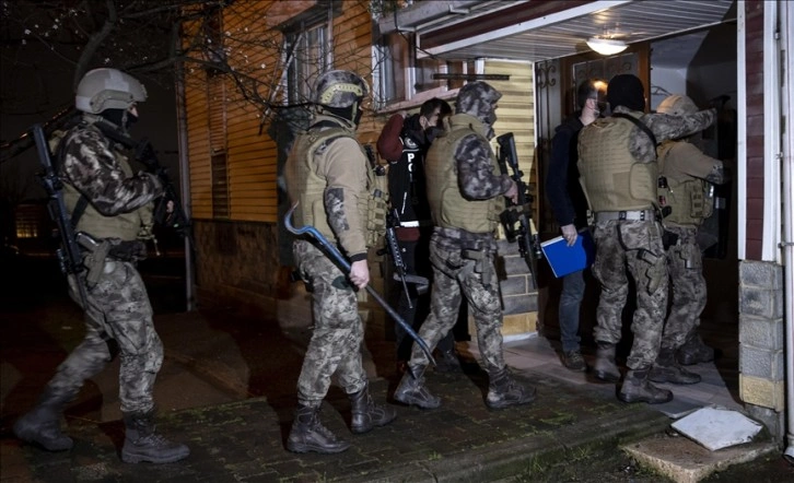 İstanbul'da uyuşturucu operasyonunda 25 adrese baskın yapıldı