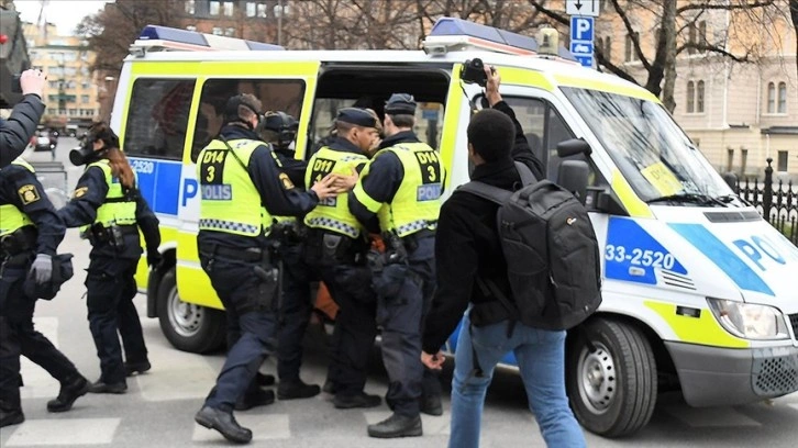İsveç'te terörle mücadeleye ilişkin anayasa değişikliğinin yürürlüğe girdiği duyuruldu