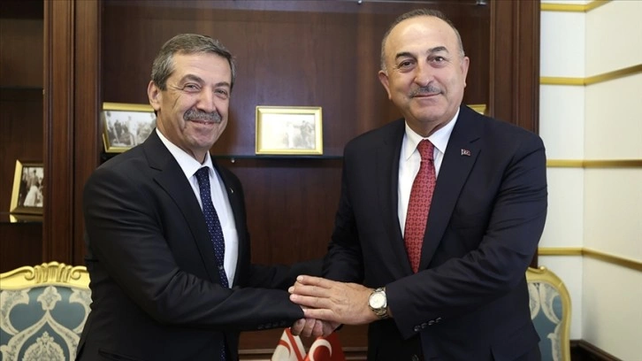 KKTC Dışişleri Bakanı Ertuğruloğlu'ndan mevkidaşı Çavuşoğlu'na 30 Ağustos ziyareti