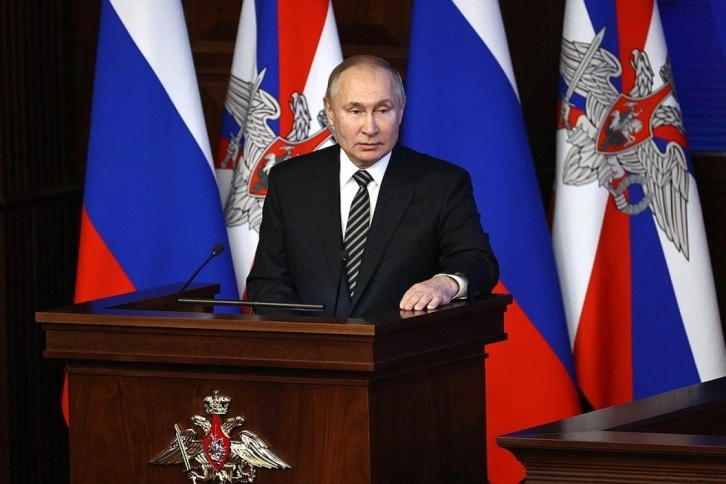 Putin: 'Dostça olmayan adımlara karşı sert bir şekilde karşılık vereceğiz'