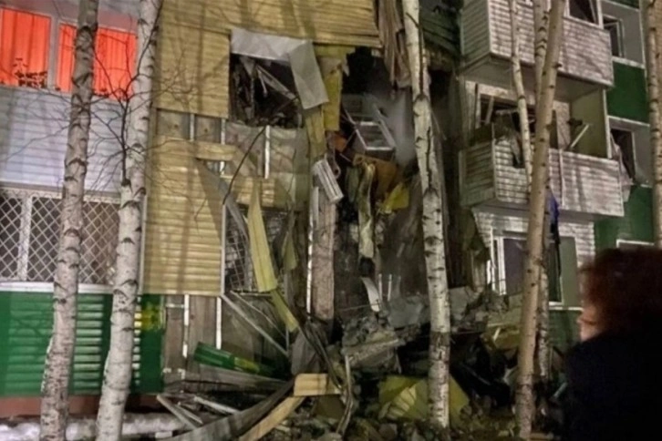 Rusya'da 5 katlı binada patlama: 4 ölü, 10 yaralı