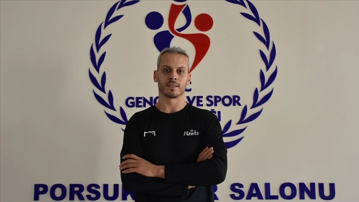 Türk hentbolunun Uzak Doğu'daki elçisi milli takımla Avrupa şampiyonasını hedefliyor