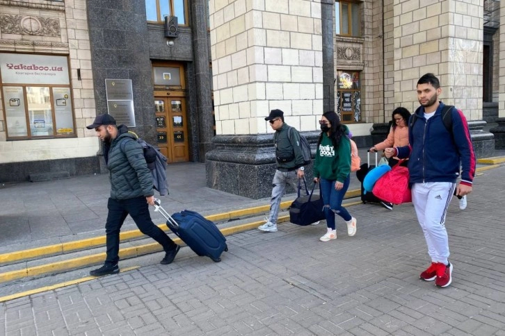 Ukrayna’dan ayrılacak Türk vatandaşlar için sınır kapı uygulamaları güncellendi