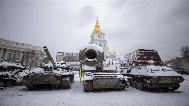 Zelenskiy'den Rusya'ya birliklerini Noel'de Ukrayna'dan geri çekmesi çağrısı
