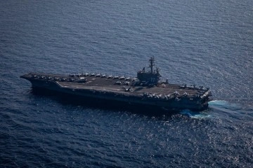 ABD Donanması'na bağlı USS George HW Bush uçak gemisi Türkiye’ye doğru yola çıktı