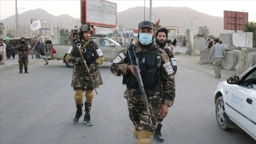 Afganistan'ın kuzeyindeki ortak camiye bombalı saldırı düzenlendi