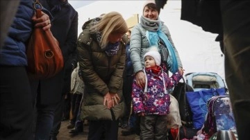 Almanya, Fransa ve Polonya bakanları Ukrayna sınırındaki mülteci merkezini ziyaret etti