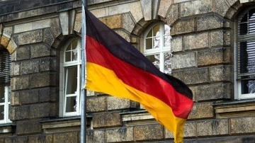 Almanya, Sırp önder Dodik'in ayrılıkçı söylemlerini 'sorumsuzca' adına nitelendirdi