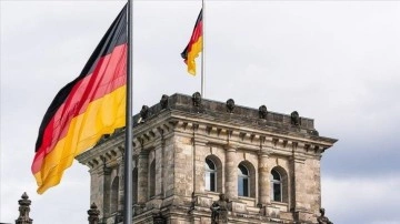 Almanya'da üç fırka koalisyon müzakerelerine start dair ahenk sağladı