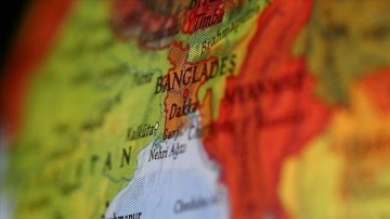 Bangladeş'te yabancı göstergeç kanallarının yayını durduruldu