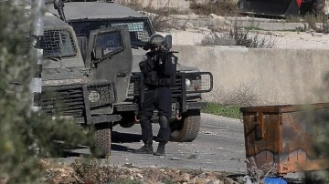 Batı Şeria'da İsrail askerlerinin açmış olduğu acı kararı birlikte Filistinli yaşamını kaybetti