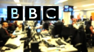 BBC, Rusya'daki gazetecilerinin çalışmalarını 'geçici olarak' askıya alacağını açıkla