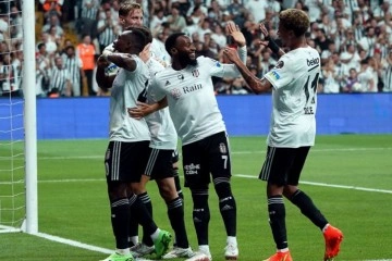 Beşiktaş 3 puanı 3 golle aldı
