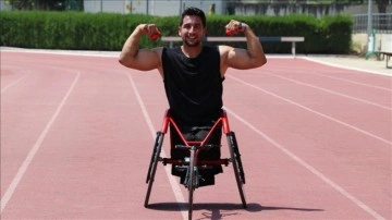 Bilek güreşinde dünya şampiyonu olan paralimpik sporcu, atletizmde başarı istiyor