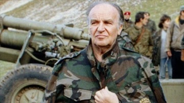 Bosna Hersek'in geçmiş Cumhurbaşkanı Aliya İzetbegoviç vefatının 18. senesinde özlemle anılıyor