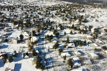 Burası ne Erzurum, ne Van....Mersin'de kar güzelliği