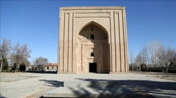 Büyük İslam alimi İmam Gazali'nin İran'daki metruk mezar yeri sahip çıkılmayı bekliyor
