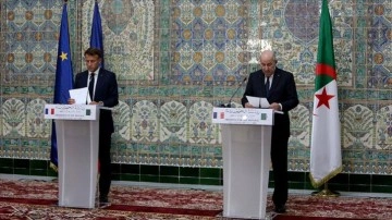 Cezayir ve Fransa liderleri, ikili ilişkilerde yeni sayfa açmakta anlaştı