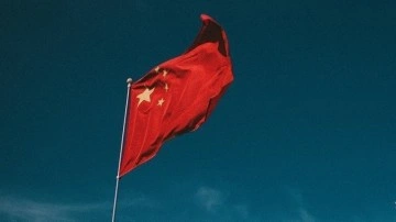 Çin, ABD'yi 'demokrasiyi hegemonyası için araç haline getirmekle' suçluyor
