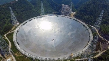 Çin'in dev radyo teleskobu, 660 pulsar tespit etti