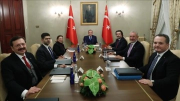 Cumhurbaşkanı Erdoğan, Türkiye Varlık Fonu A.Ş Yönetim Kurulu'nu kabul etti