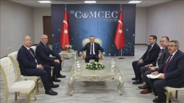 Cumhurbaşkanı Yardımcısı Oktay, KKTC Ekonomi ve Enerji Bakanı Olgun Amcaoğlu'nu kabul etti