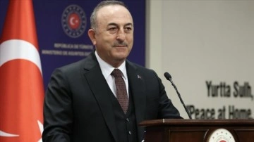Dışişleri Bakanı Çavuşoğlu: Ukrayna'daki Türk vatandaşlarının karadan tahliye süreci başladı