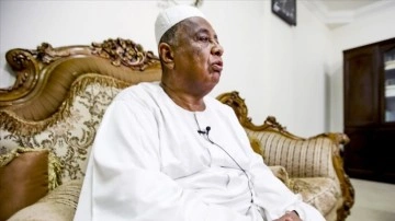 Dün boşaltma edilen emektar Sudan Dışişleri Bakanı Gandur baştan tutuklandı