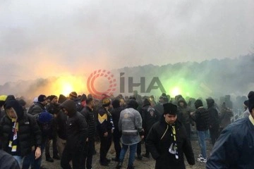 Fenerbahçeli taraftarlar TFF’yi protesto için Riva’ya akın etti