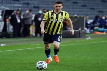 Fenerbahçe’ye Mert Hakan Yandaş şoku!