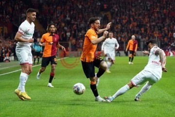 Galatasaray - Antalyaspor Maçı Canlı Anlatım