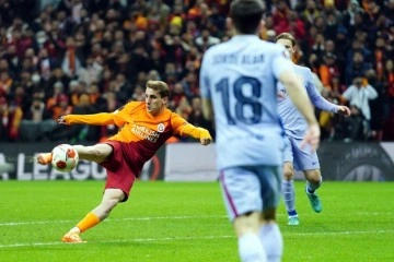 Galatasaray Barcelona Maç Anlatımı