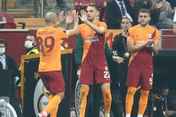 Galatasaray liderliğini sürdürdü