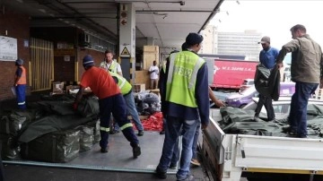 Güney Afrikalıların deprem yardımları her gün THY seferleriyle Türkiye'ye ulaştırılıyor