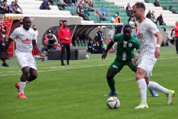 GZT Giresunspor, Rizespor'u 2-0'la geçti