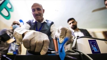 Irak yarınki seçimlerden çevre topu topu sınırlarını kapatıyor
