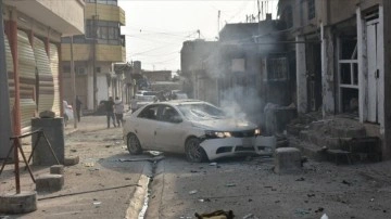 Irak'ın Enbar vilayetinde, manşet karakoluna bomba iki canlı vasıtayla saldırı düzenlendi