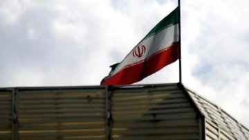İran 27 Ekim'de Brüksel'de çekirdeksel barışma görüşmelerine bitmeme edileceğini açıkladı