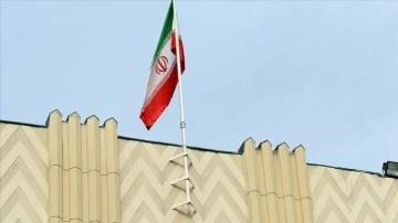 İran, Meşhed'de terör saldırısı hazırlığındaki bir grubun yakalandığını duyurdu