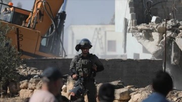 İsrail güçleri Kudüs'te Filistinlilere ait bir binayı yıktı