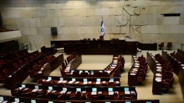 İsrail'de 3,5 yıl aradan sonraları geçmiş defa yıllık bütçe ikrar edildi