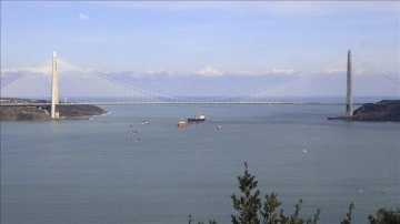İstanbul Boğazı arıza yapan gemi nedeniyle çift yönlü trafiğe kapatıldı