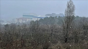 İstanbul'da beklenen kar yağışı Silivri'nin yüksek kesimlerinde başladı
