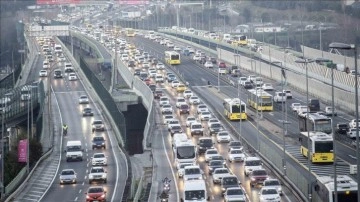 İstanbul'da trafik yoğunluğu yüzde 72'e ulaştı
