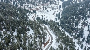 Kahramanmaraş'ta karla kaplanan alanlar havadan görüntülendi