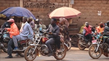 Kamerun'un Foumban kentinde ulaşım 'iki tekerleğe' emanet