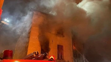 Karaköy'deki Ermeni kilisesinde yangın