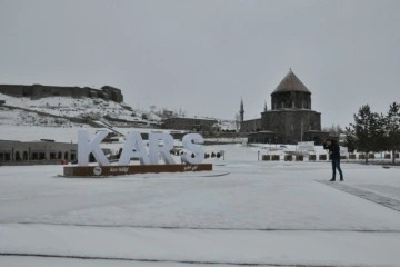 Kars’ta okullara kar tatili